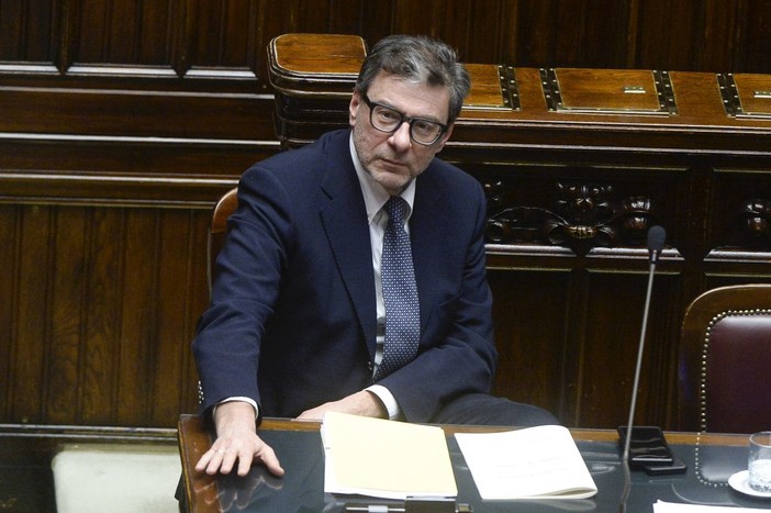 Difesa, Giorgetti “Con l’aumento della spesa nessuna rinuncia a priorità sociali” Difesa, Giorgetti “Con l’aumento della spesa nessuna rinuncia a priorità sociali”