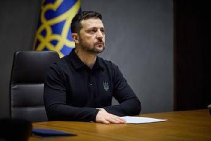 Ucraina, Zelensky: &quot;Tregua se Mosca ferma gli attacchi&quot;. Droni russi su Kiev