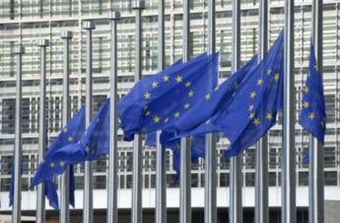 Ue lancia la Roadmap Difesa 2030: muro antidroni e scudo spaziale