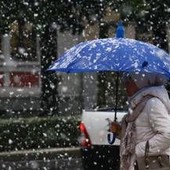Meteo, arriva la svolta fredda: mite fino al weekend, ma poi tornano pioggia e neve