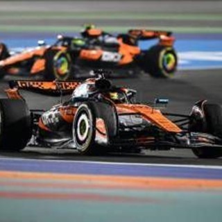 Formula 1, oggi si corre il Gp del Qatar - Diretta Formula 1, oggi si corre il Gp del Qatar - Diretta