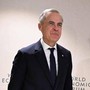 Mark Carney diventa l'idolo degli anti-Trump a Davos (e Lutnick riceve fischi)