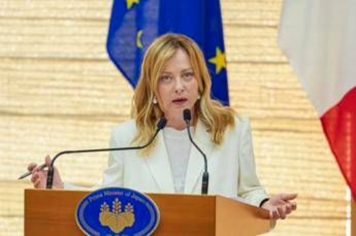 Artico, la linea di Meloni: "Presenza Italia in Groenlandia da valutare con la Nato"