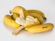 Buccia di banana frullata in acqua, la 'ricetta' per curare le piante