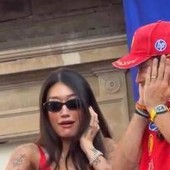Gp Monza, Leclerc dj alla festa Ferrari: il risultato è un disastro Gp Monza, Leclerc dj alla festa Ferrari: il risultato è un disastro