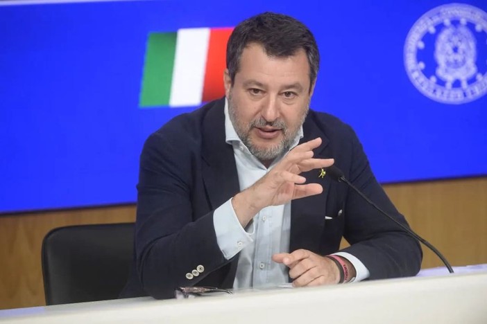 Dl Carburanti, Salvini “Buon risultato, tra poche ore si toccherà con mano” Dl Carburanti, Salvini “Buon risultato, tra poche ore si toccherà con mano”