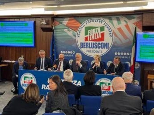 Tajani: "Per Governo è una priorità, puntare su medicina di prossimità"