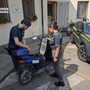 Sequestrati in tutta Italia migliaia di scooter illegali: venivano venduti come bici elettriche