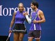 Alcaraz show al ritorno in campo con Serena Williams: super debutto per la coppia da sogno, poi il ko contro Cobolli
