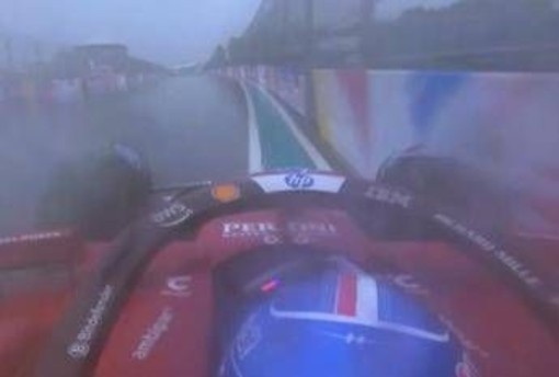 Sprint Gp Miami, incidente per Leclerc prima del via: Ferrari ko - Video