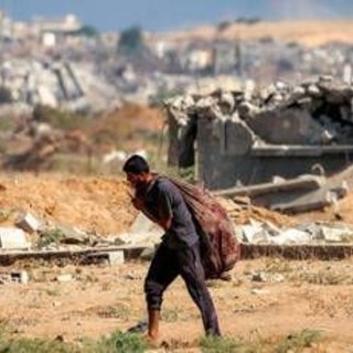 Hamas: "Pronti a liberare ostaggi". Trump: "Israele fermi bombardamenti su Gaza" Hamas: "Pronti a liberare ostaggi". Trump: "Israele fermi bombardamenti su Gaza"