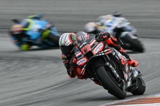 MotoGp, oggi Gp Italia: orario, griglia di partenza e dove vederlo in tv (in chiaro) MotoGp, oggi Gp Italia: orario, griglia di partenza e dove vederlo in tv (in chiaro)