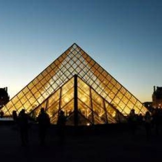 Louvre, presidente della Reggia di Versailles sarà il nuovo direttore