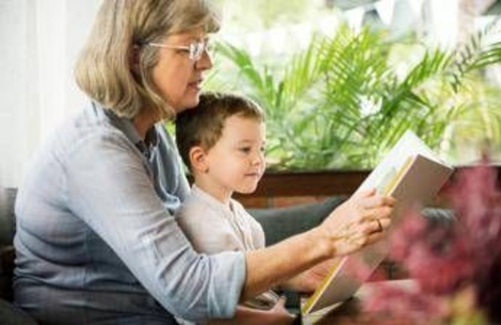 Festa dei Nonni oggi 2 ottobre: la storia, i numeri e il ruolo nelle famiglie italiane