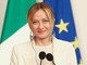 Sondaggi politici, Fratelli d'Italia primo partito: centrodestra avanti sul campo largo. Pd arretra