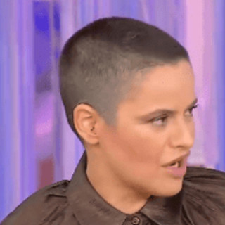 La volta buona, Silvia Salemi: "Dopo la morte di mia sorella Laura non parlai per 5 anni" La volta buona, Silvia Salemi: "Dopo la morte di mia sorella Laura non parlai per 5 anni"