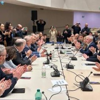 Metalmeccanici, firmato rinnovo contratto: aumento salari di 205 euro Metalmeccanici, firmato rinnovo contratto: aumento salari di 205 euro