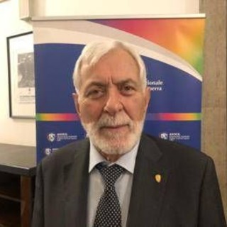 Società, Vigne (Anvcg): "Oltre 1300 ragazzi con loro opere hanno detto stop alle bombe sui civili" Società, Vigne (Anvcg): "Oltre 1300 ragazzi con loro opere hanno detto stop alle bombe sui civili"