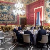 Ucraina, Consiglio supremo di difesa: &quot;Pieno sostegno a Kiev, nuovo pacchetto di aiuti militari&quot;