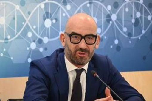 Bassetti: &quot;Politica indignata per minacce a Meloni, tace su medici presi di mira&quot;