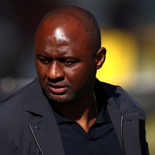 Ribaltone al Genoa: via Vieira, panchina ad interim a Murgita-Criscito