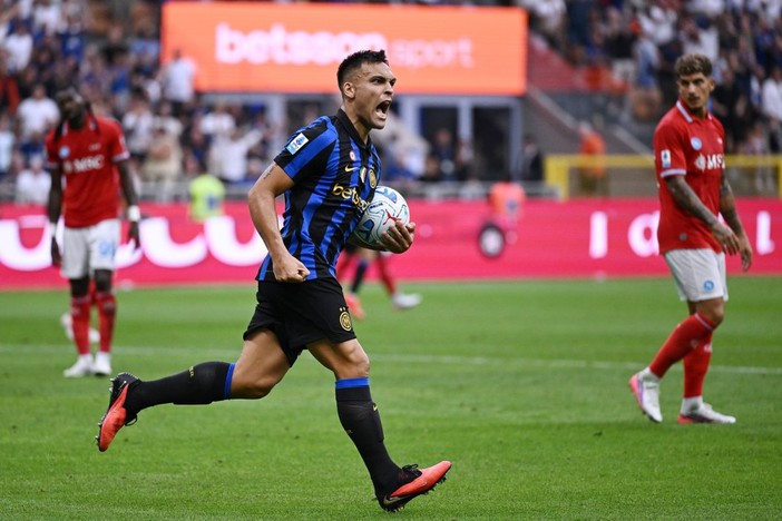 La pazza Inter ribalta il Napoli a San Siro, da 0-2 a 3-2 La pazza Inter ribalta il Napoli a San Siro, da 0-2 a 3-2