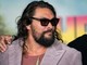 Jason Momoa fa dietrofront, lascia la produzione di 'Heeldrivers': cosa è successo