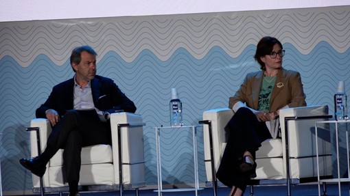 Tim, progetti nelle scuole e campagna social contro la disinformazione Tim, progetti nelle scuole e campagna social contro la disinformazione
