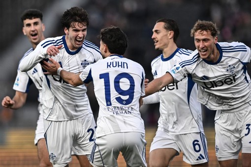 Il Como vince anche a Pisa e continua a sognare l’Europa Il Como vince anche a Pisa e continua a sognare l’Europa