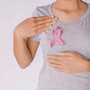 Tumori, esperti: "Biopsia liquida necessaria a 15mila donne con cancro seno, sbloccare 15 mln per test a tutte"