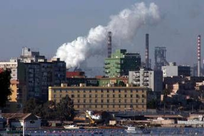 Ex Ilva, in arrivo lettere di licenziamento per 2.500 lavoratori dell'indotto