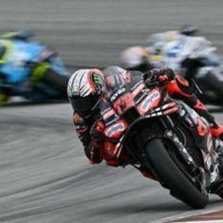 Gp Valencia, Bezzecchi vince ultimo appuntamento mondiale Gp Valencia, Bezzecchi vince ultimo appuntamento mondiale