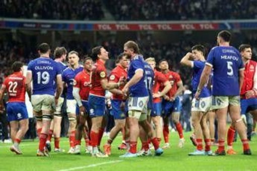Sei Nazioni, Francia batte l'Italia 33-8 a Lille Sei Nazioni, Francia batte l'Italia 33-8 a Lille