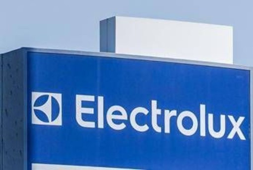 Electrolux, sindacati: "Azienda conferma il suo piano, è sciopero" Electrolux, sindacati: "Azienda conferma il suo piano, è sciopero"